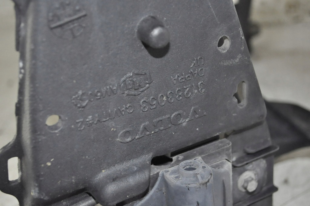 фото №7, Volvo s60 ii pas передний усилитель 31283053