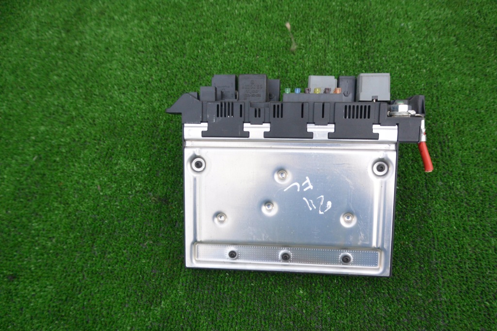 Купити Модуль sam коробка запобіжників передні  mercedes w211 219 cls 2115457301