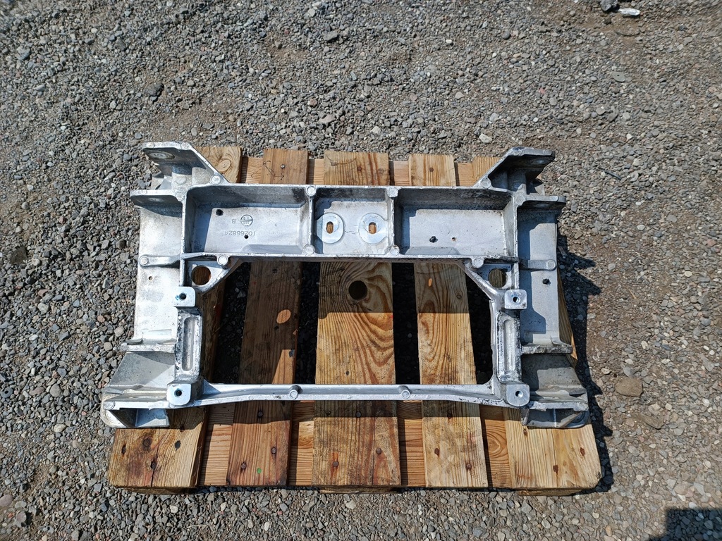 фото №5, Підрамник балка задня chevrolet corvette c5