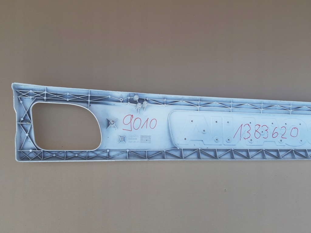 фото №6, Scania 4 решітка радіатора решітка радіатора верхній капот 1383620