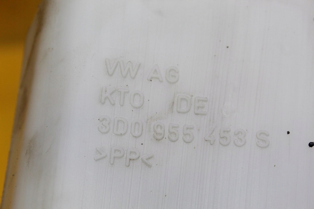 фото №8, Бачок омывателя vw phaeton 3d0955453s