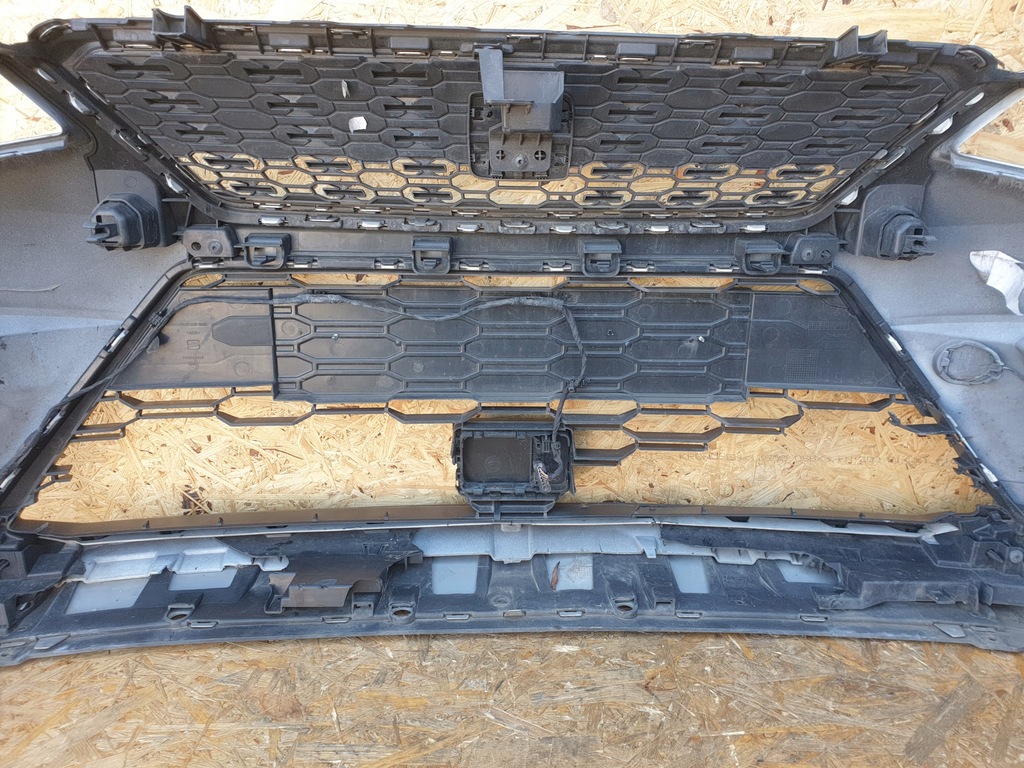 фото №14, Seat arona бампер перед pod радар лак ls9r