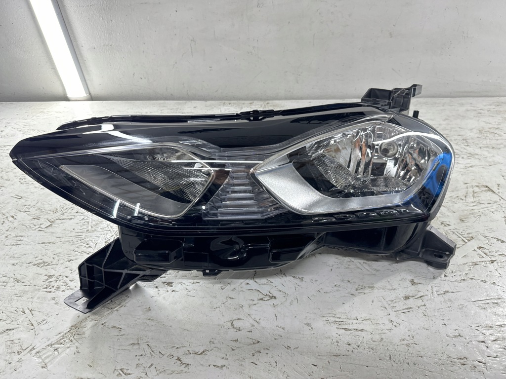 фото №1, Citroen ds3 crossback лампа лівий перед 9820840880