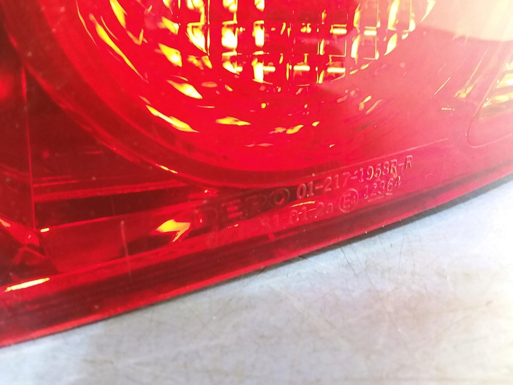 фото №7, Honda accord vii sedan лампа задня права