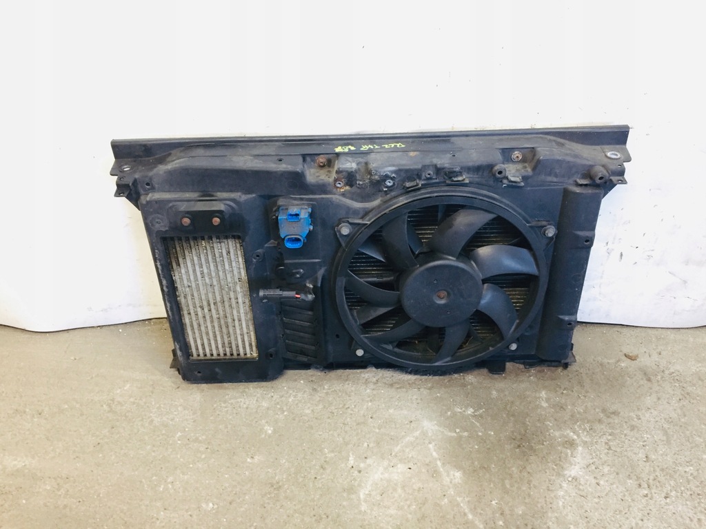 фото №1, Pas передний радиатор peugeot rcz 1,6 thp turbo