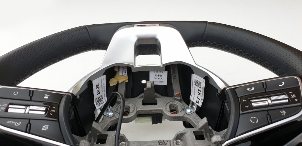 фото №15, Kia sportage iv повітропровід gt line sport тюнінг пелюстки перемикання