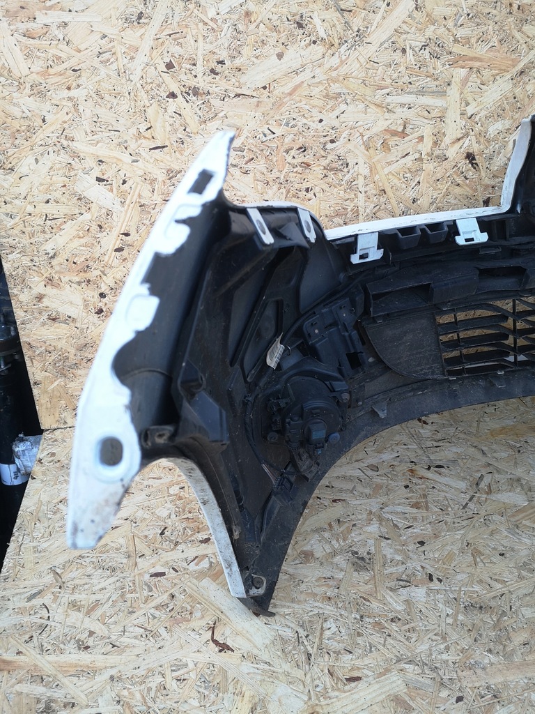 фото №13, Renault megane iii бампер перед kompletny 06-11r