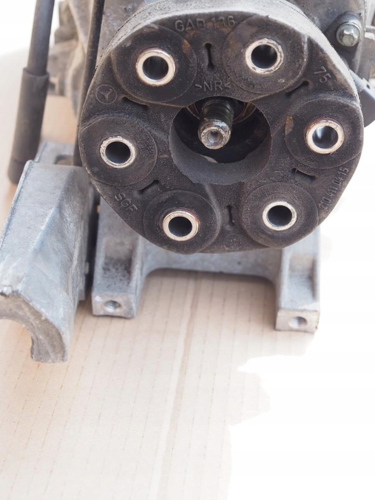 Купити Коробка передач передач mercedes w203 2.2 cdi 2032602601