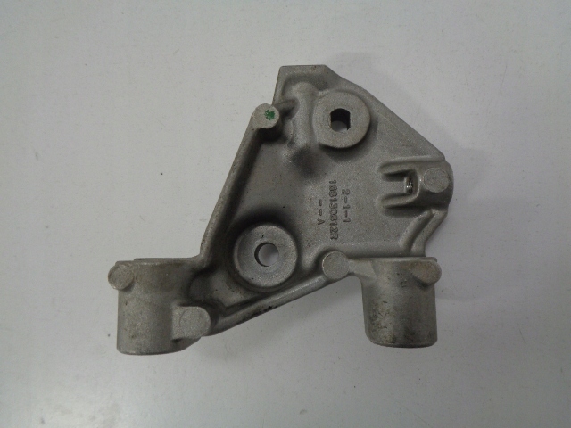 фото №1, Kadjar duster megane iv кронштейн 1.5 dci adblue