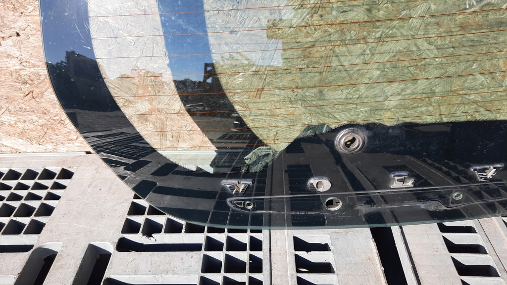 фото №6, Задняя крышка багажника багажника volvo c30