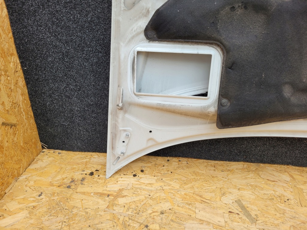 Капот кришка двигуна mercedes benz sprinter 906 дорестайлінг  2012 рік оцинковка Зі Шроту