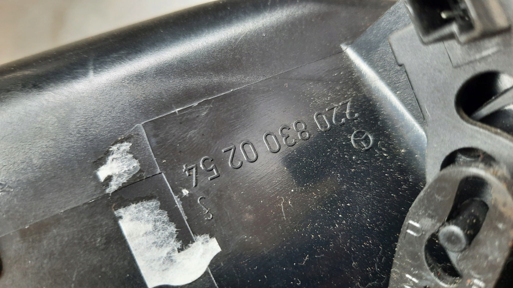 фото №9, Решітка обдув права mercedes w220 2208300254