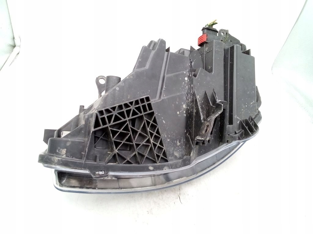 Citroen c4 1 1 лампа правая перед передняя eu 89902333 Киев