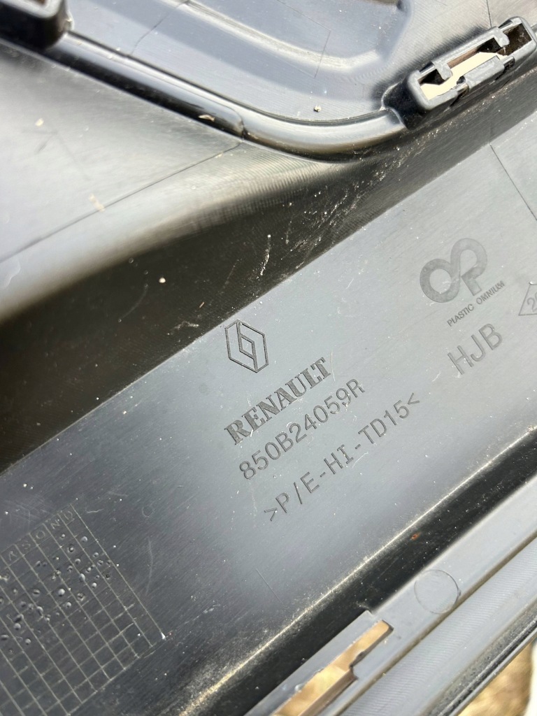 Renault captur 2 бампер задний накладка накладка-спойлер диффузор 850b24059r Недорого