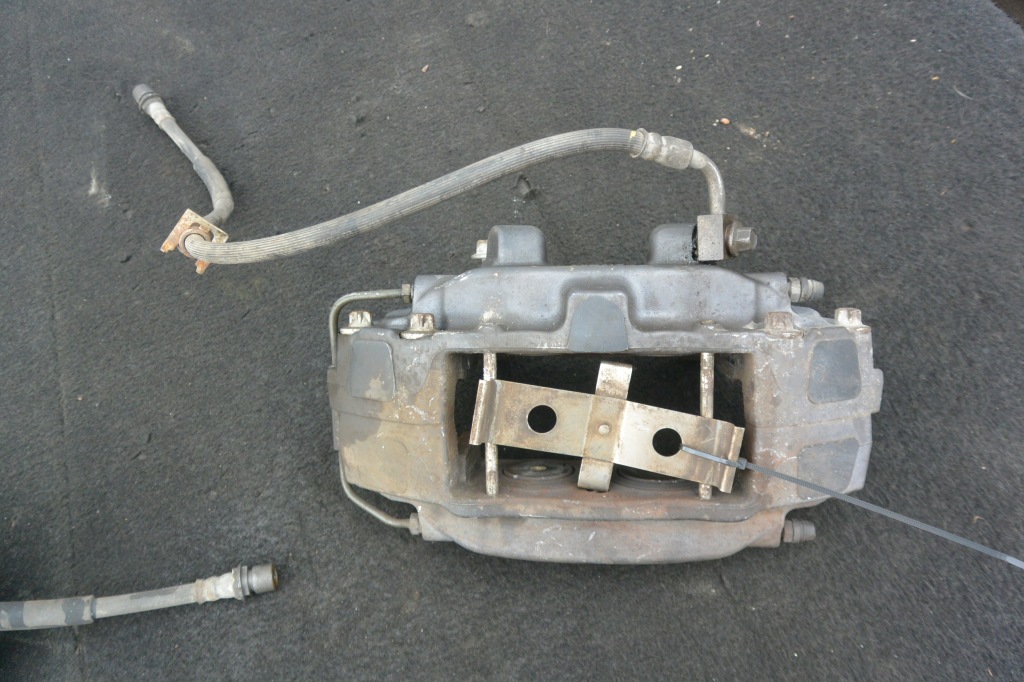 Супорт перед правий лівий шланг tesla model s Київ