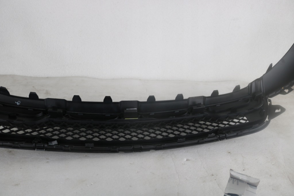 фото №10, Mercedes glb w247 спойлер накладка бампера перед передняя