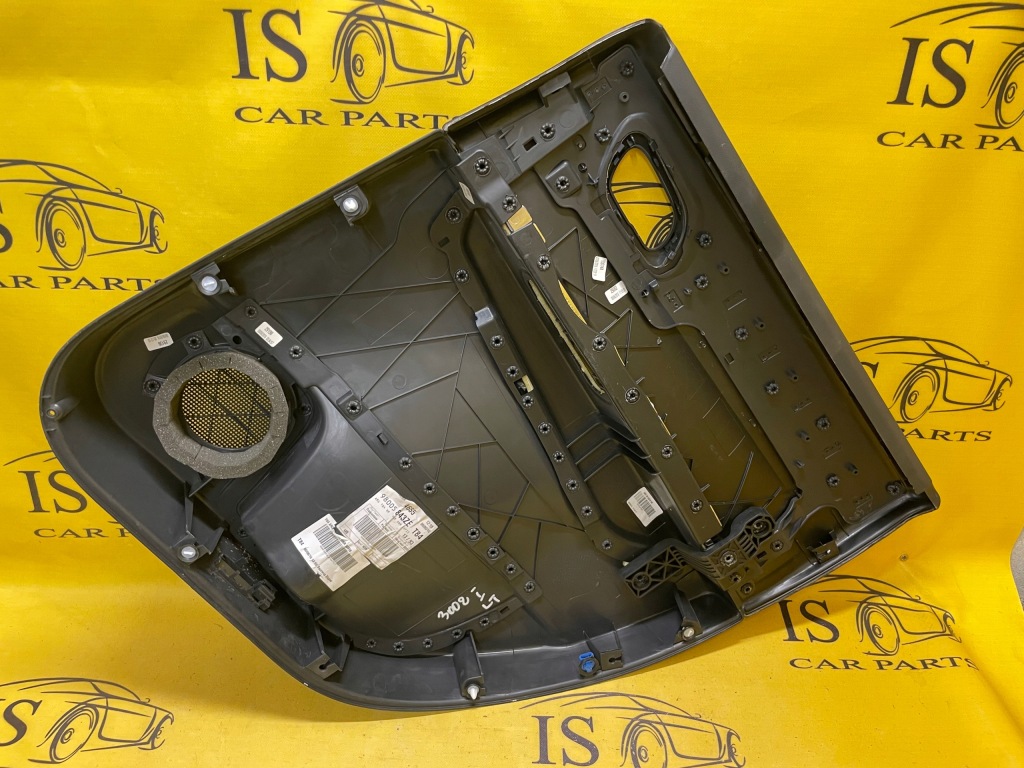 Обшивка обивка дверь левый задний  peugeot 3008 1 в Украине