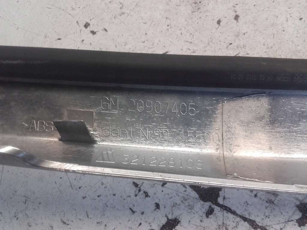 фото №2, Opel zafira c 10-16 накладка хром крышки задняя