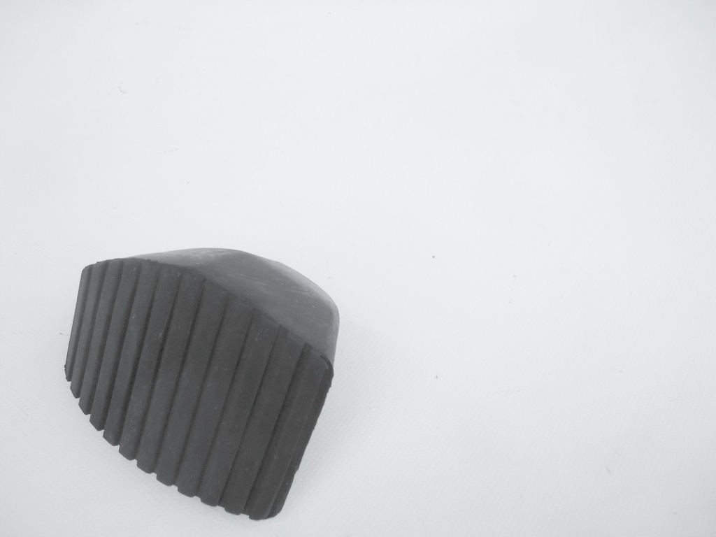 фото №3, Citroen c4 b7 накладка резиновый элемент na педаль