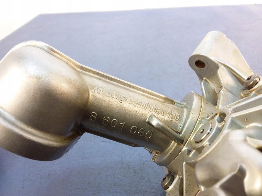 фото №8, Bmw 5 g30 4.4 насос оливи 8601072 n63b44c