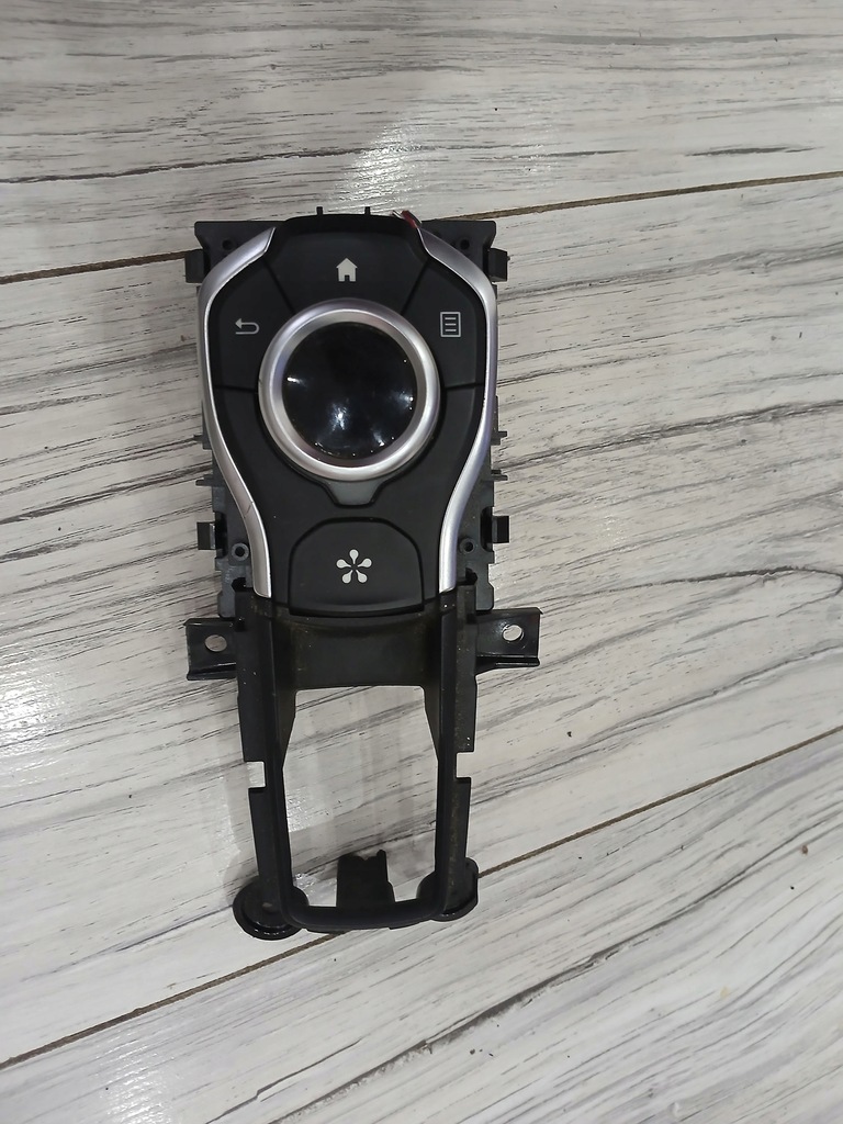 фото №1, Панель средний управление mmi renault talisman 253b05762r