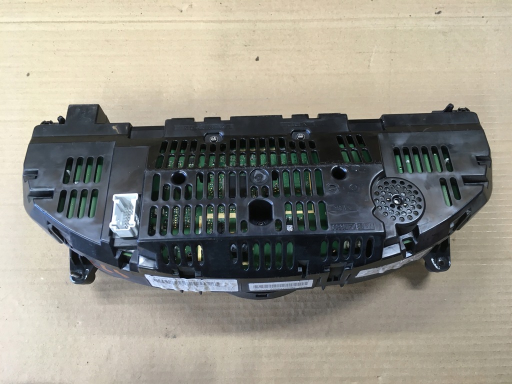 фото №5, Счетчик приборы mercedes cls c218 europa