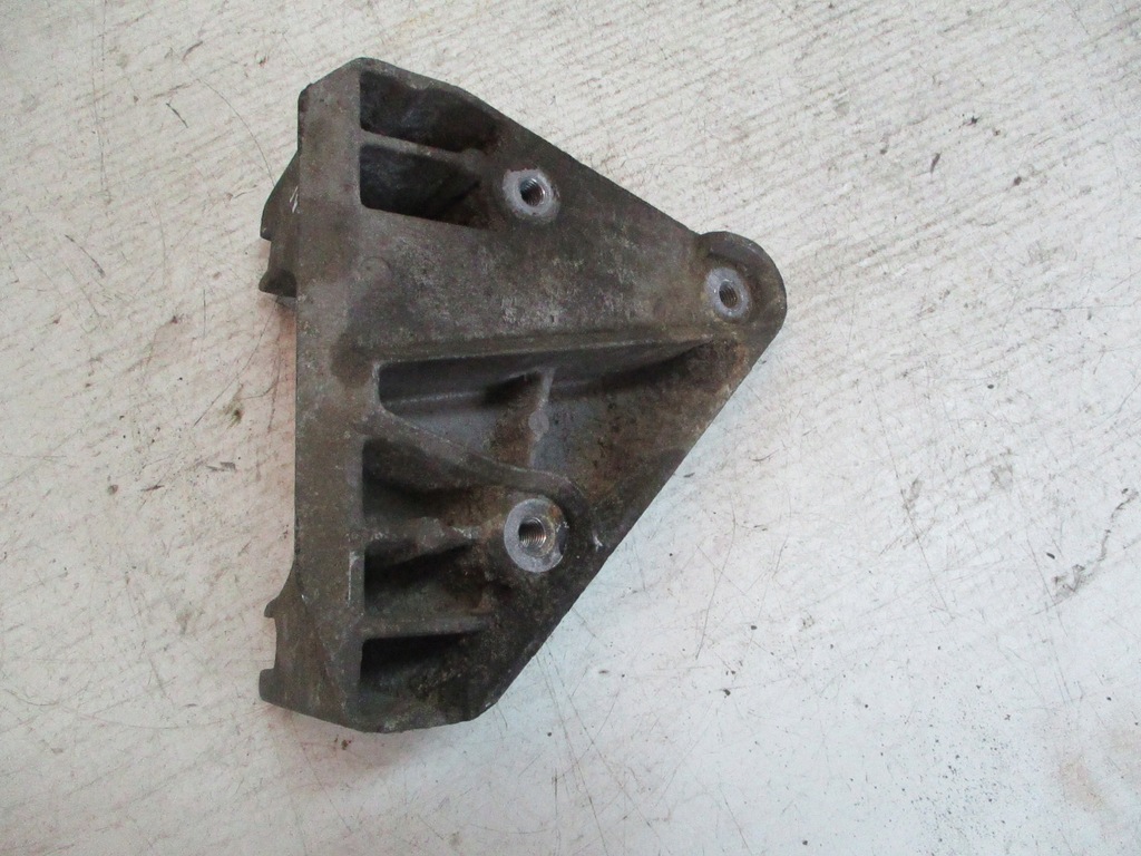 фото №6, 8560/11 кронштейн подвеска двигатель 2,5 tdi audi a6 c4