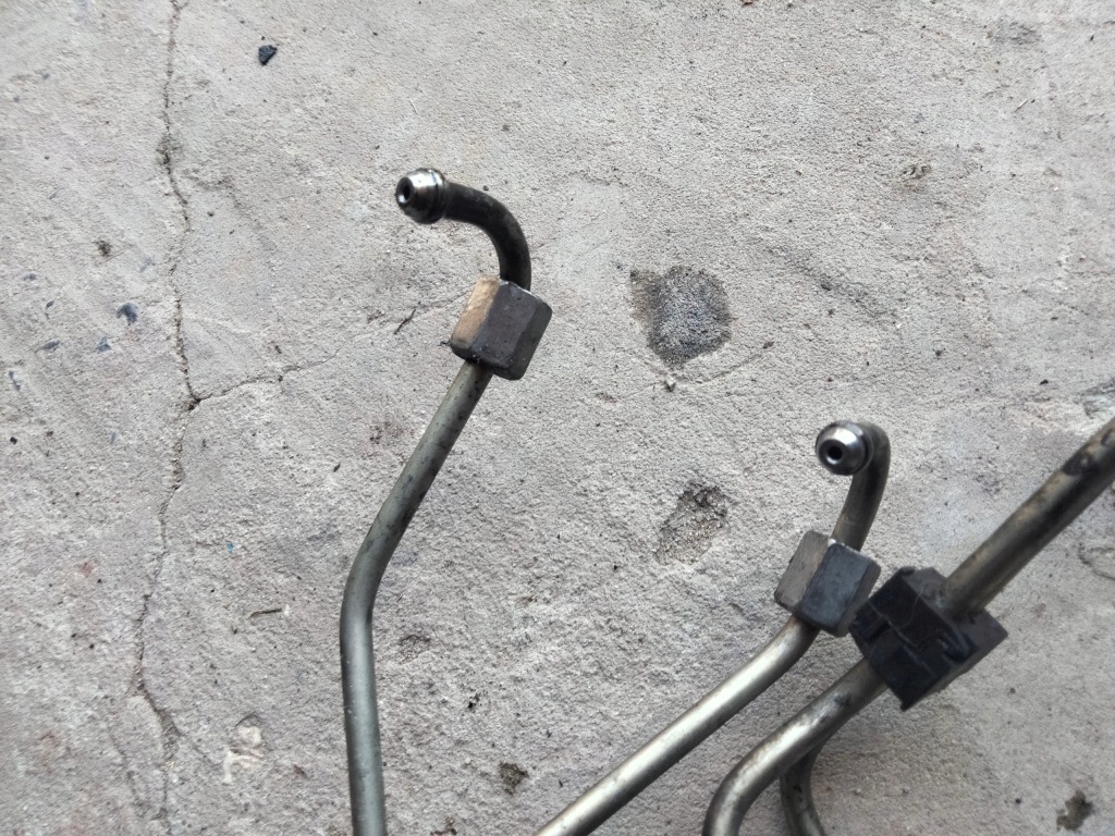 фото №5, Провода топливные c4 picasso i 1.6 hdi