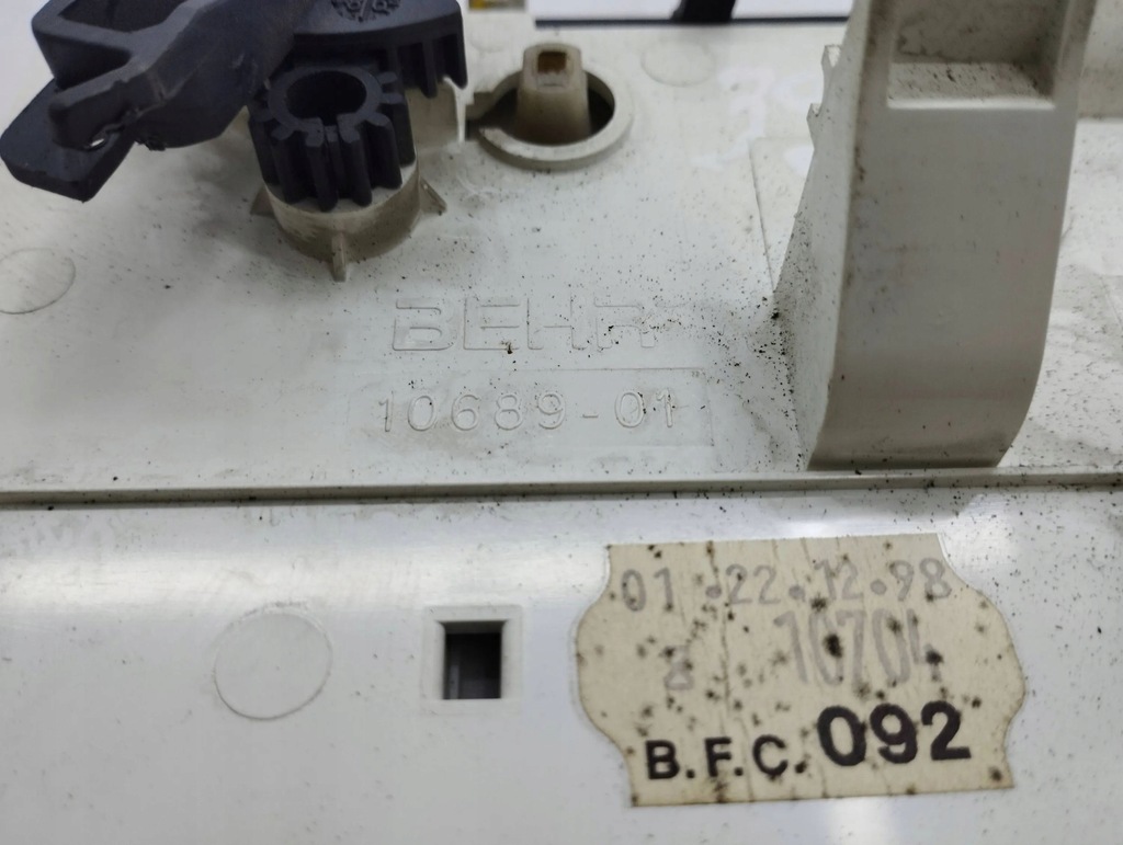 фото №8, Peugeot 206 1999 панель кондиціонера