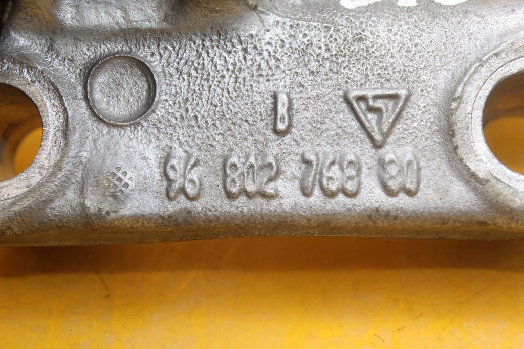 фото №9, Підпора піввісь citroen ds3 peugeot 1.6 thp 5f04 10wals v758887980