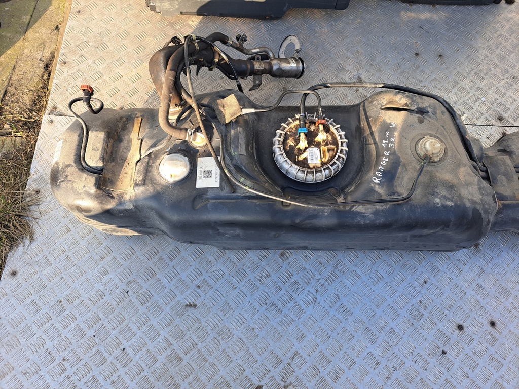 фото №9, Ford ranger 3.2 tdci 2019 r бак топлива eb3g-9k007-eb