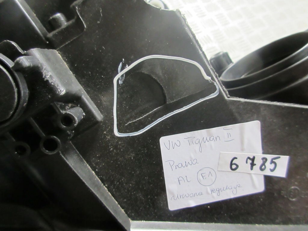 Лампа фара правий vw tiguan ii оригінал Зі Шроту