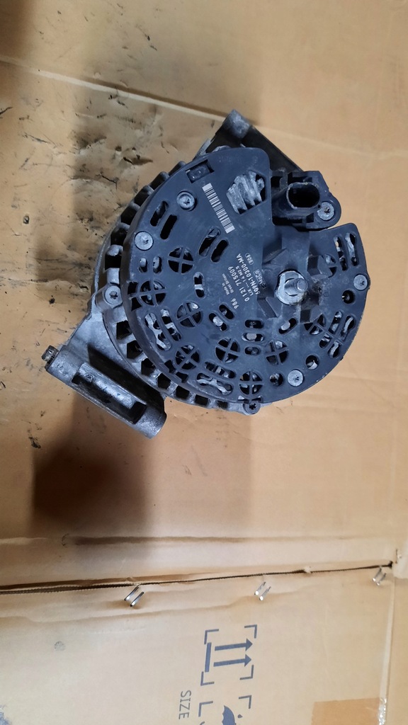 фото №4, Генератор volvo v70 0121715009 | 6g9n-10300-ma