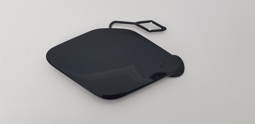 фото №1, Bmw 3 f30 f31 lift заглушка фаркоп перед 51117386141