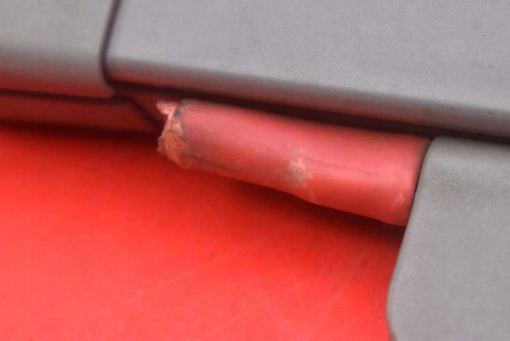 фото №8, Шторка багажника jeep grand cherokee 3 iii wk 04-10