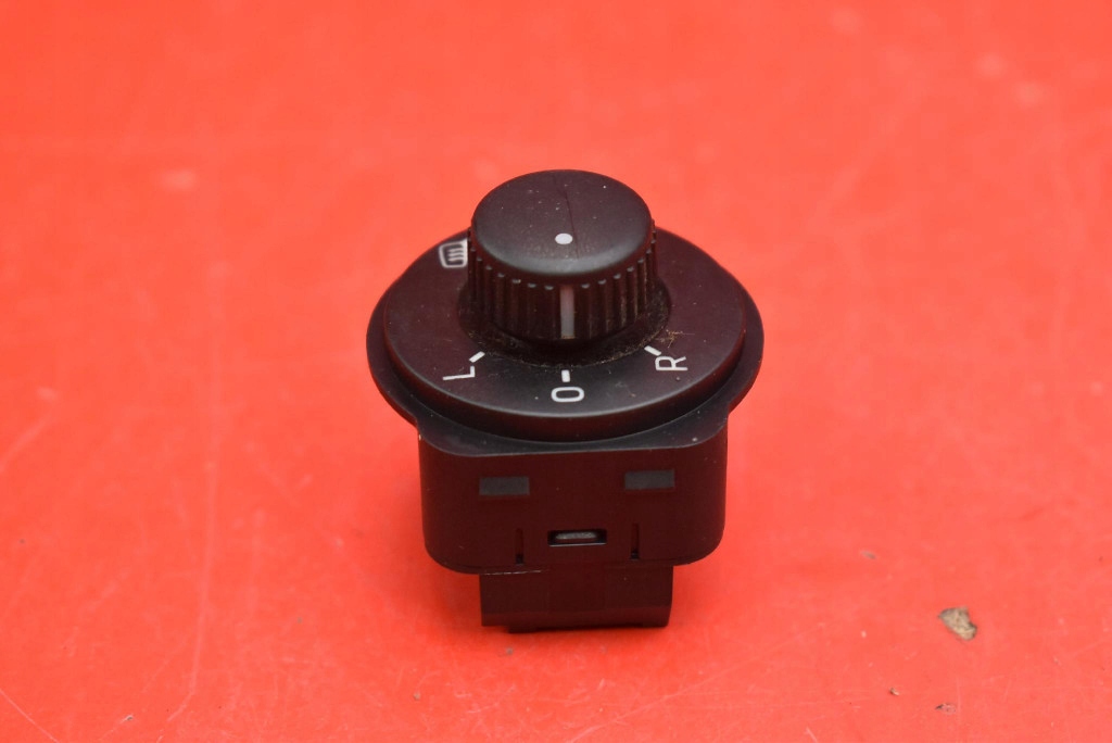 фото №6, Панель регулировки зеркал 5e0941431d skoda fabia 3 iii 14-18