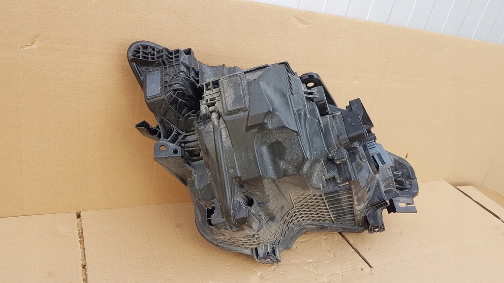 фото №15, Лампа перед ліва polestar ii 2 full led p31698070