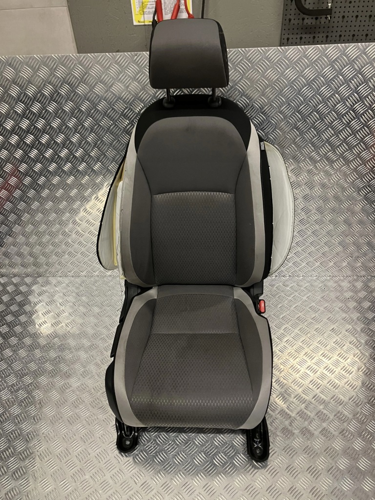 фото №1, Сидіння правий пасажира honda jazz v 20- crosstar