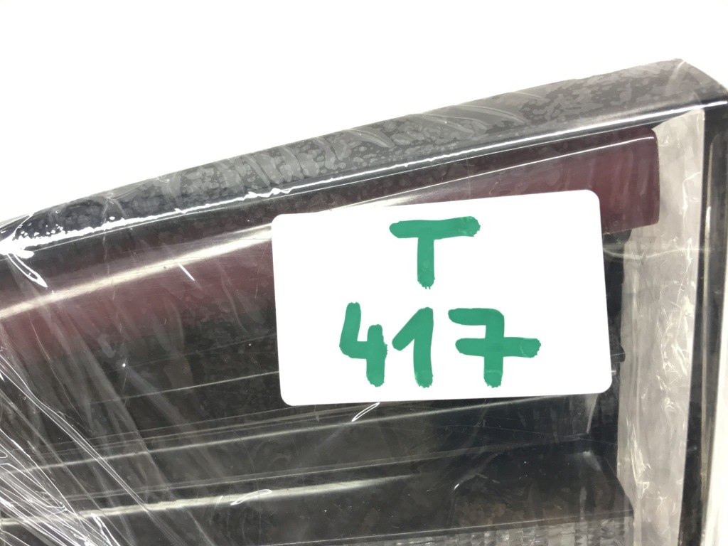 Tesla 3 2016-2019 led фара правый  задний задняя 1077402-00-g Оригинал