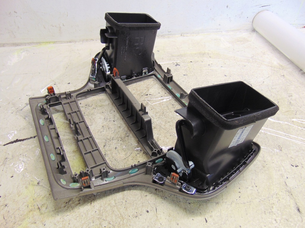 фото №14, Рамка радио dekor jeep grand cherokee iv wk2 2010r- europa