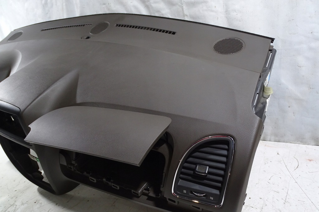 фото №7, Chrysler town country 11- панель приладів консоль подушка безпеки