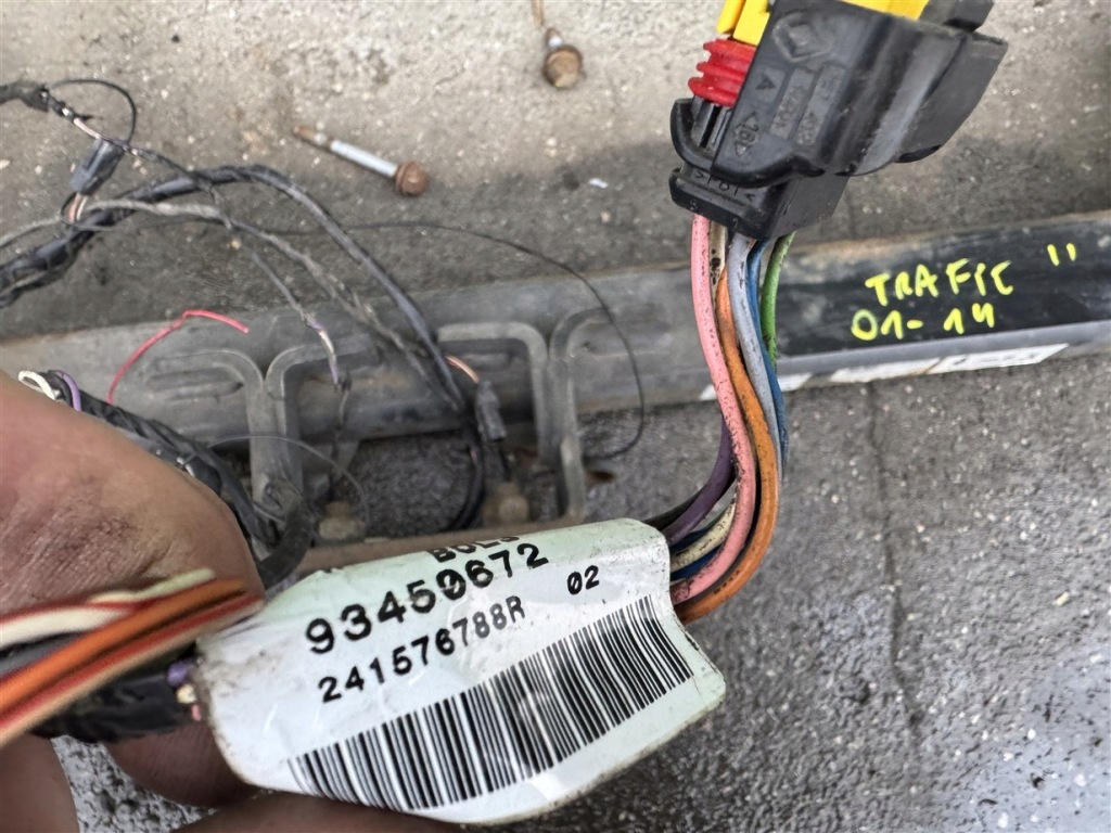 фото №7, Hak буксировочный renault trafic ii 2 iii iv 4 3 01-26 rok