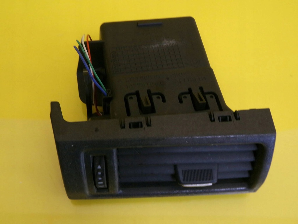 фото №2, Решётка обдув левый перед renault vel satis 214928 nr211