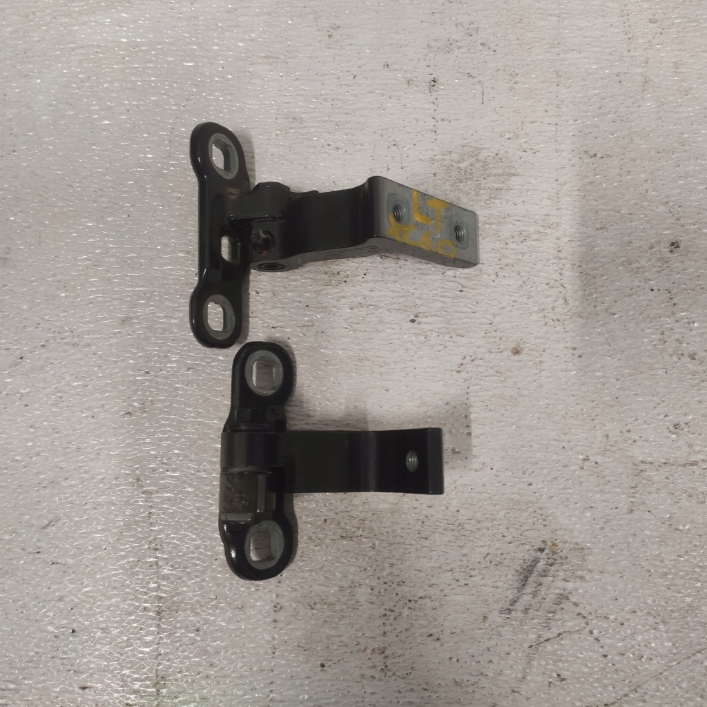 фото №1, Volvo xc60 ii 2022 петлі двері лівий задня колір 731