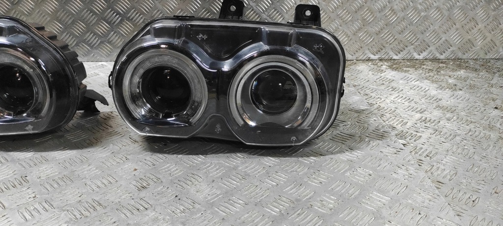 фото №2, Dodge challenger 2016 лампа передня фара led