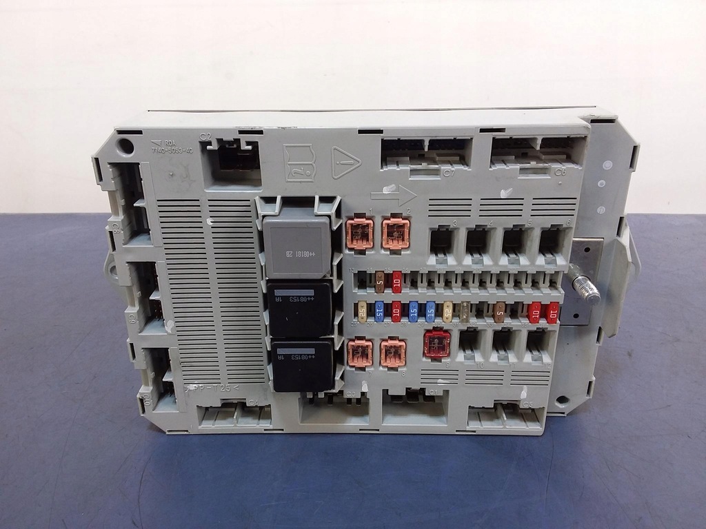 фото №1, Jaguar xf x250 коробка предохранителей