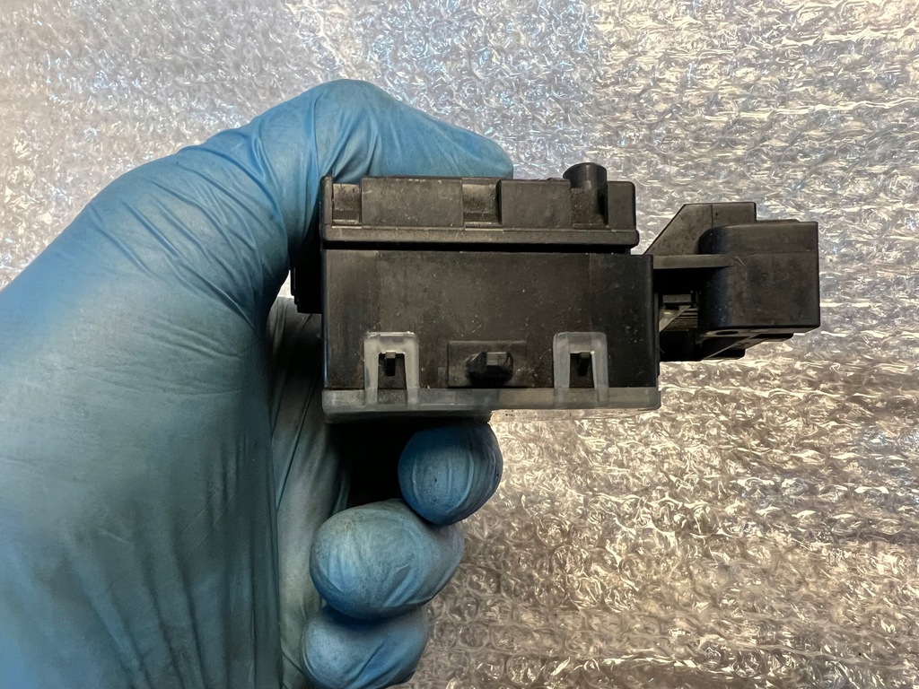 фото №7, Toyota avensis t25 рычаг дворник 84652-05170