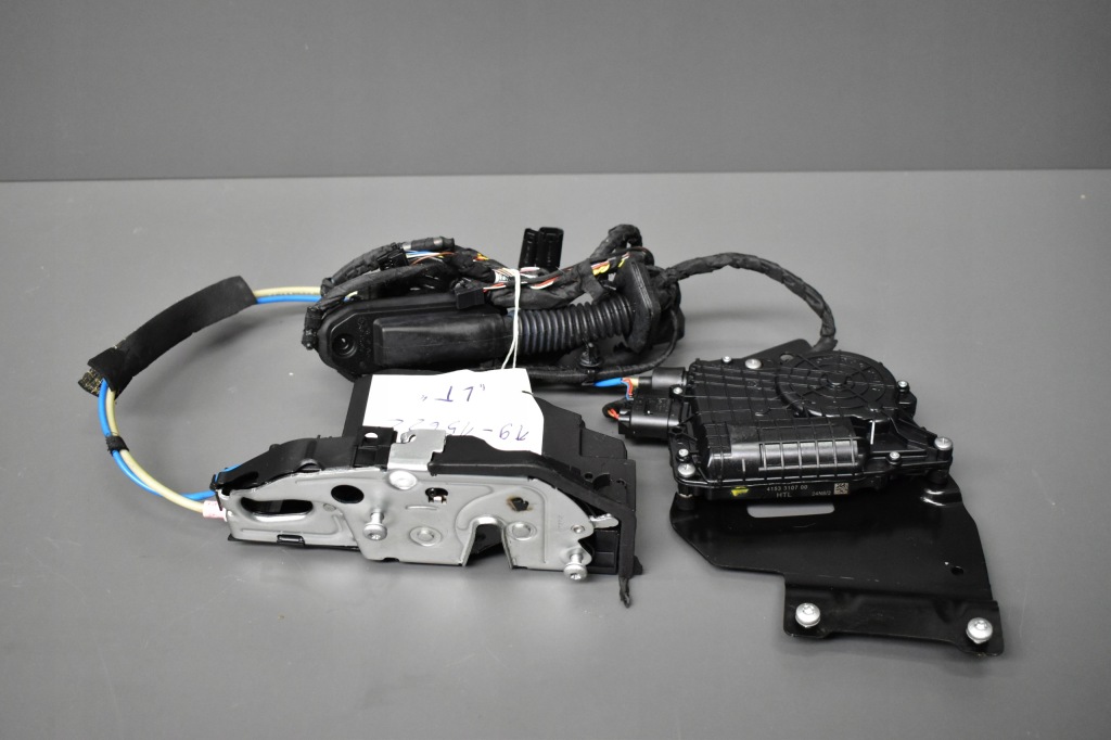 фото №1, Bmw m6 6 f06 замок дверь soft close левый задняя oryg