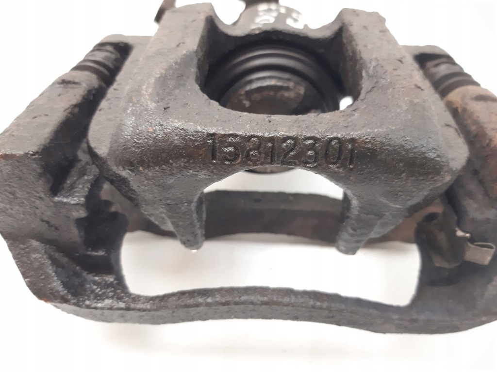 2012 fiat freemont суппорт тормозной задний 15812301 Недорого
