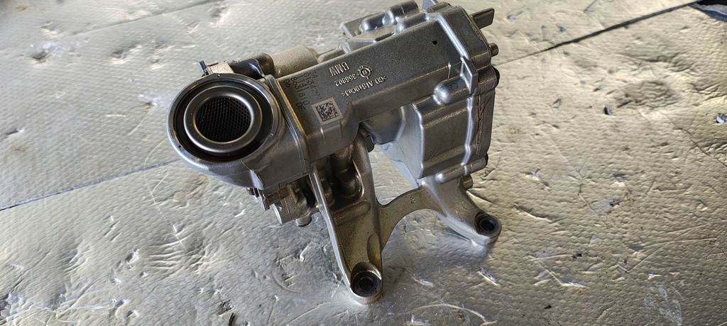 фото №1, Mini cooper f55 f56 bmw 2.0 насос масла